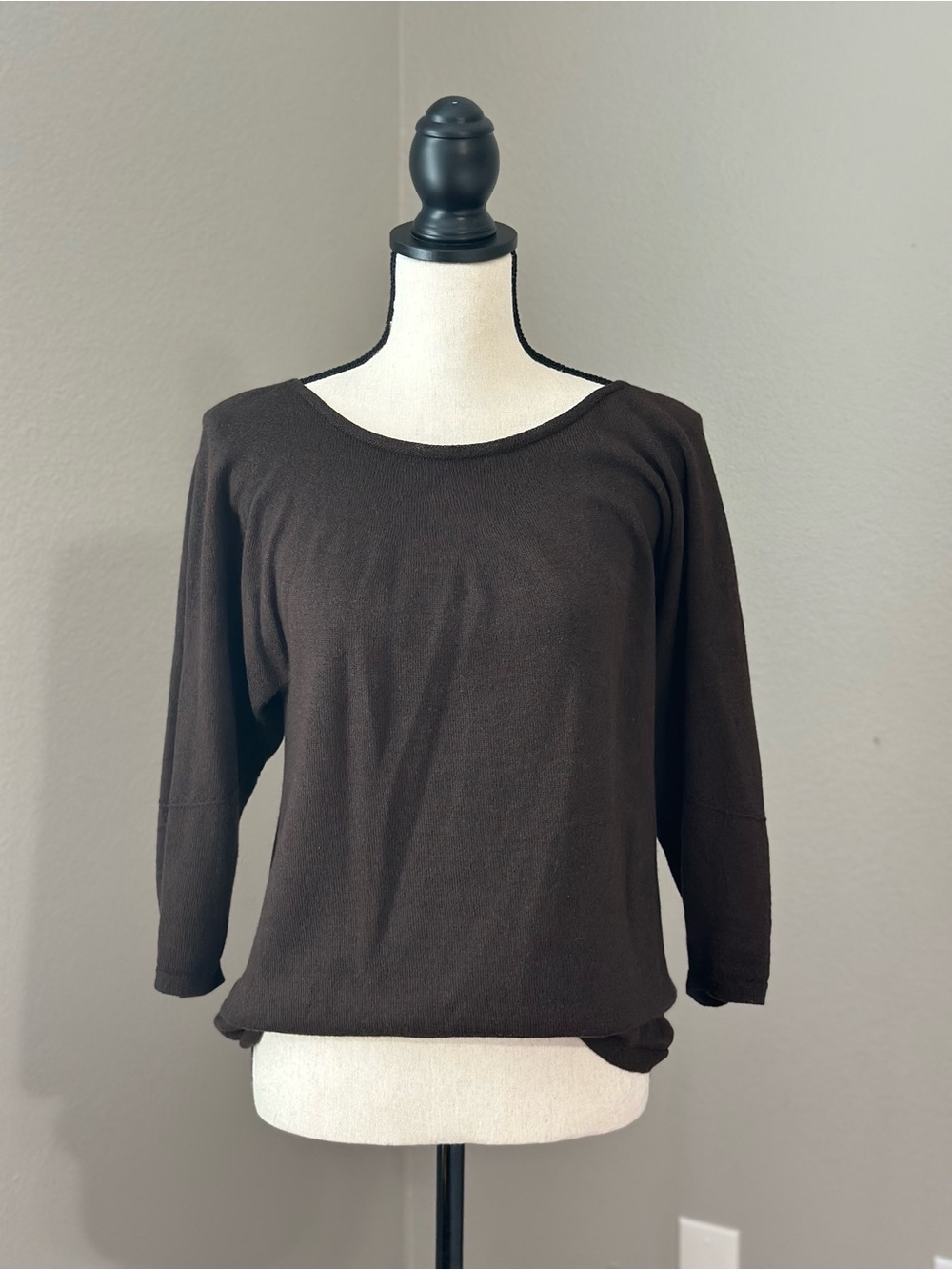 Vintage Ellen Tracy Chocolate Brown Scoop Neck Long Sleeve Wool/Silk Sweater